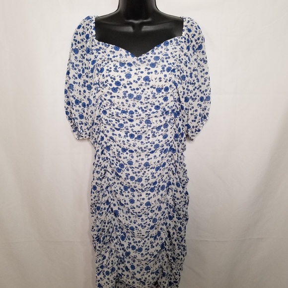 All in favor Sasha ruched floral mini dress - Picture 7 of 16